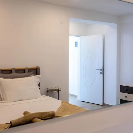 Villa Deniz Ve Orman Manzarali Sifir Esyali Saunali Lueks *