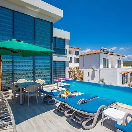 Villa Deniz Ve Orman Manzarali Sifir Esyali Saunali Lueks Kas