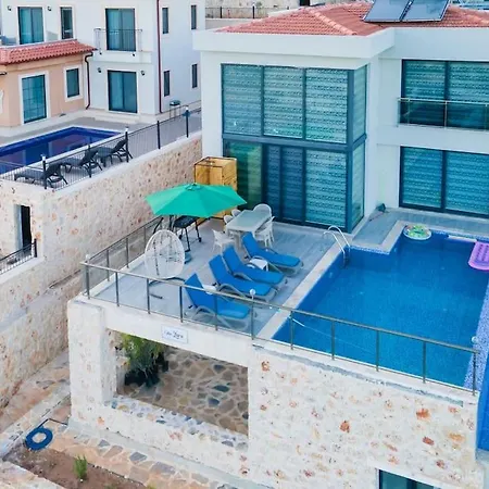 Deniz Ve Orman Manzarali Sifir Esyali Saunali Lueks Villa Kas